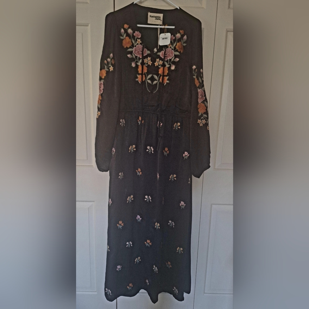 Black Long Sleeve Dress with Floral Embroidery